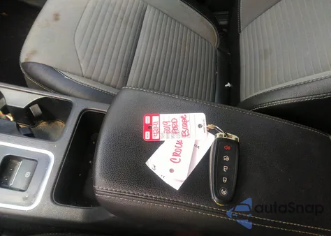 2019 Ford Escape Se из США, поврежденный, VIN 1FMCU0GD7KUB29984